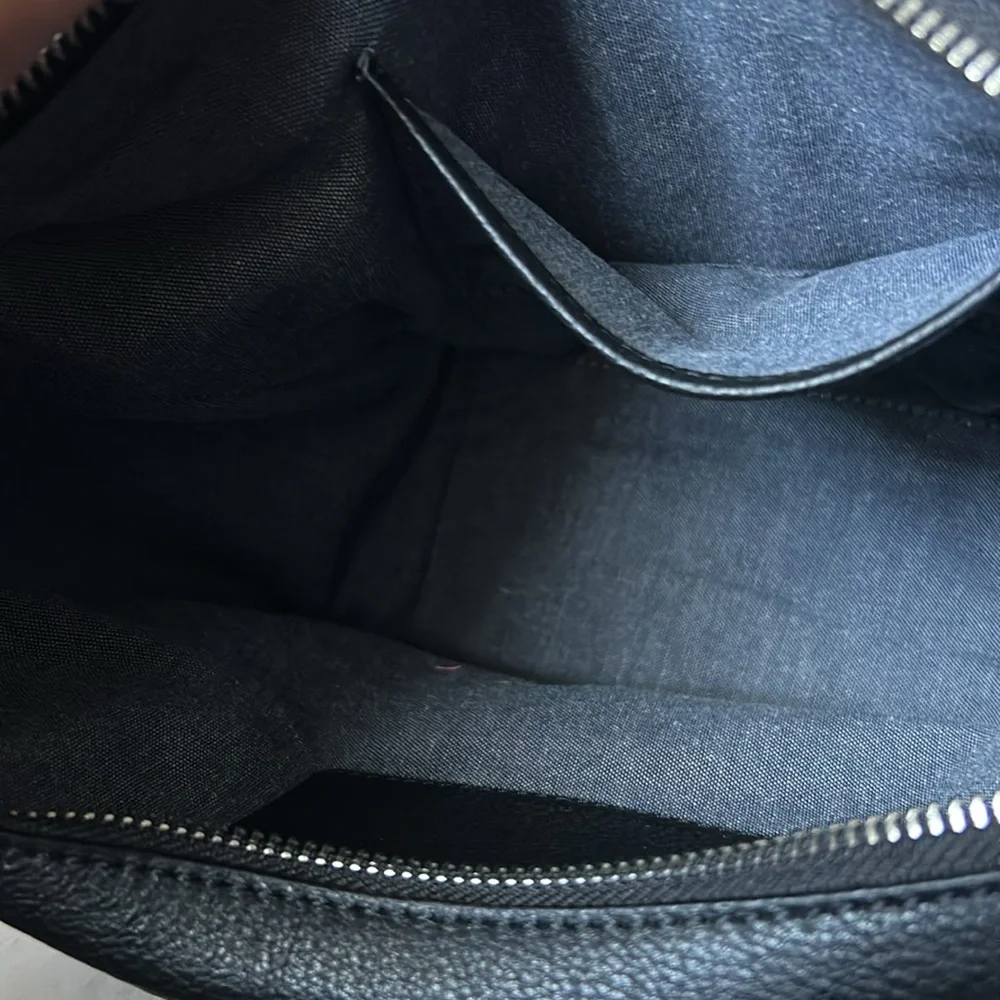 Lucky Brand Black Leather Sling Shoulder Bag - Picture 10 of 11